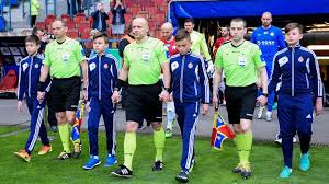 Mistrzostwa Świata w piłce nożnej w 2018 roku potwierdziły wprowadzenie sędziów asystentów wideo